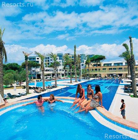 Atlantis Hotel 16